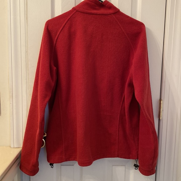 Columbia Ladies Fleece Jacket in great condition. Size Large. Color-Cranberry - Picture 5 of 6